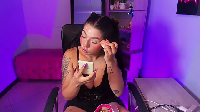 VeronicaCream  online show from April 26, 10:07 pm
