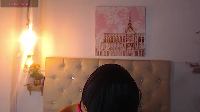 Rommen N Zoe online show from June 7, 7:52 pm
