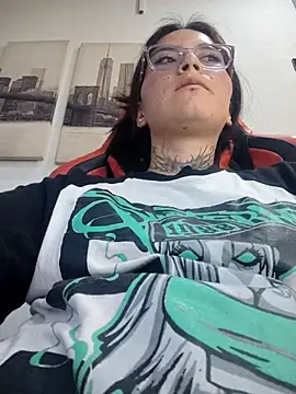 lamonitora online show from March 2, 9:44 pm