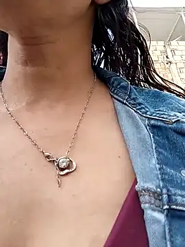 celeste kiss  online show from April 4, 8:04 pm