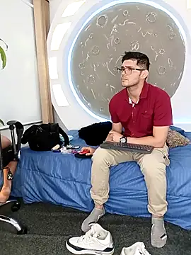 ritzabeth daniel online show from March 16, 2:19 am