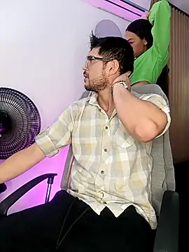 ritzabeth daniel online show from April 9, 2:35 am