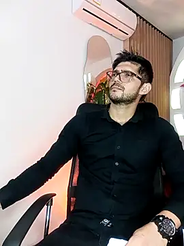 ritzabeth daniel online show from April 11, 2:19 am