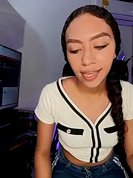 ritzabeth daniel online show from March 13, 1:32 am