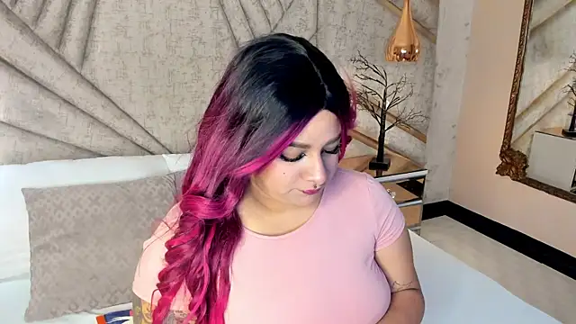 EmeelyMuller online show from April 29, 3:54 am