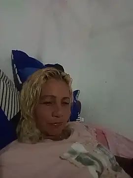 Lamonita05 online show from April 17, 4:10 pm