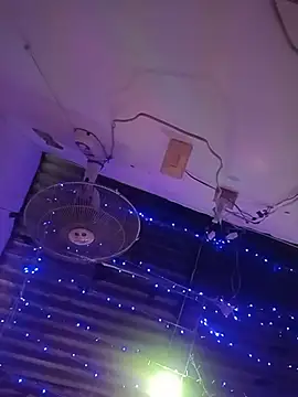 Lamonita05 online show from April 18, 10:21 pm