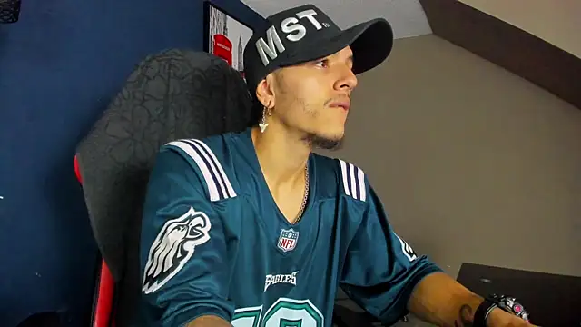 DanteLuxx online show from March 13, 4:06 am