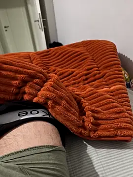 arelll34 online show from April 2, 9:54 pm