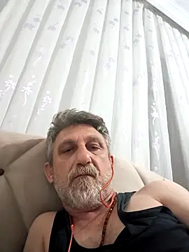 arelll34 online show from March 24, 9:15 pm