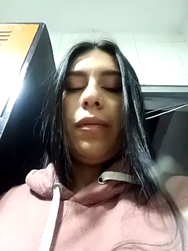 charlottte wh online show from March 6, 9:04 am