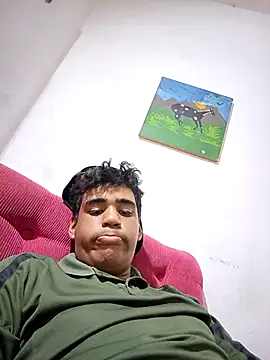 Snapshot of luis230436 chatting on April 2, 1:02 am luis230436 online show from April 2, 1:02 am