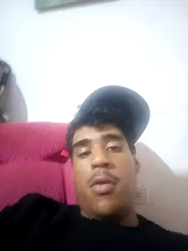 Snapshot of luis230436 chatting on March 25, 3:17 am luis230436 online show from March 25, 3:17 am