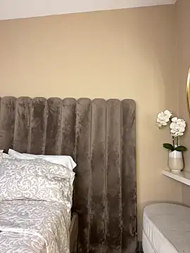 SofiBaez online show from March 4, 12:02 pm