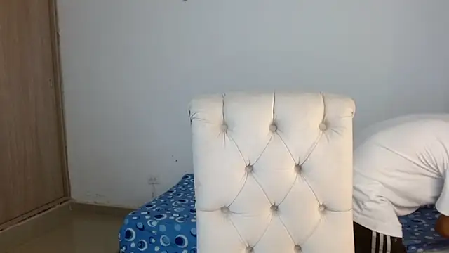 Snapshot of noah_millerx chatting on June 26, 9:09 pm noah millerx online show from June 26, 9:09 pm