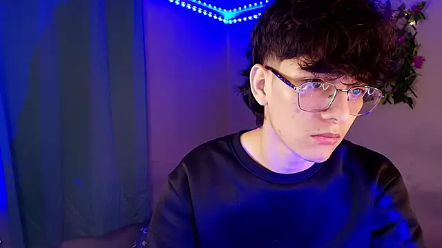 noah millerx online show from March 30, 8:27 am