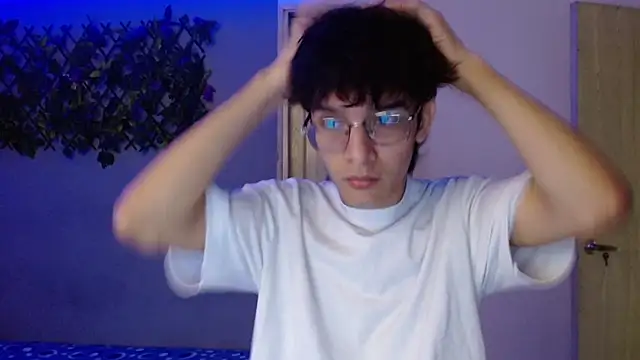 noah millerx online show from March 7, 12:06 am