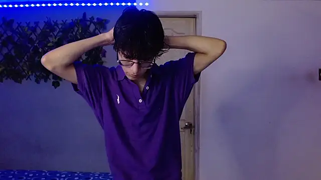 noah millerx online show from March 7, 10:37 pm