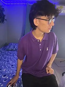 noah millerx online show from April 1, 11:34 pm