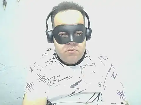 UrsoBissexualPauGrosso online show from March 23, 3:06 am