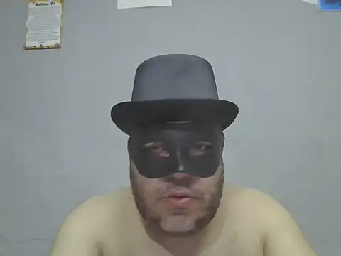 UrsoBissexualPauGrosso online show from April 6, 3:35 am