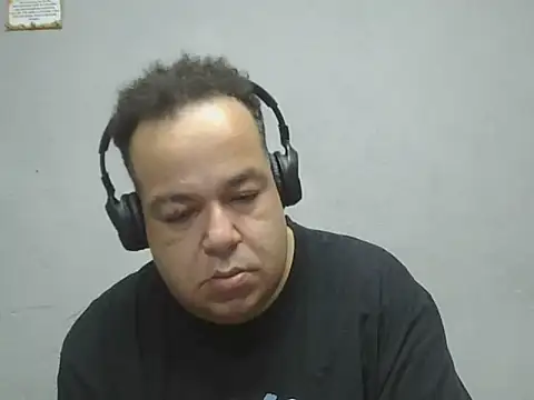 UrsoBissexualPauGrosso online show from March 21, 10:46 pm