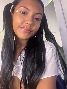 Maddie 7 online show from April 19, 2:34 am