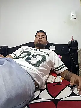 Ozkr777 online show from April 4, 11:00 pm