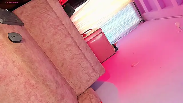 amazing kimberly online show from April 22, 8:04 pm