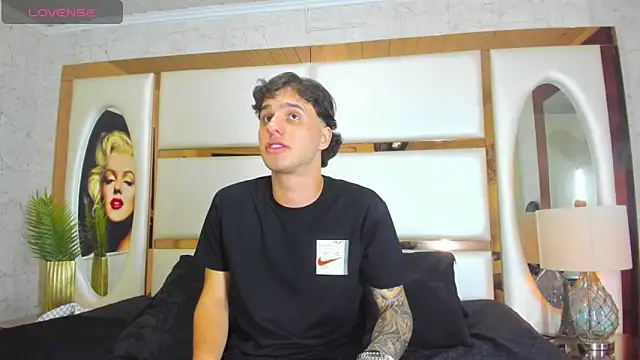 EXCLUSIVE8 online show from March 15, 2:13 pm