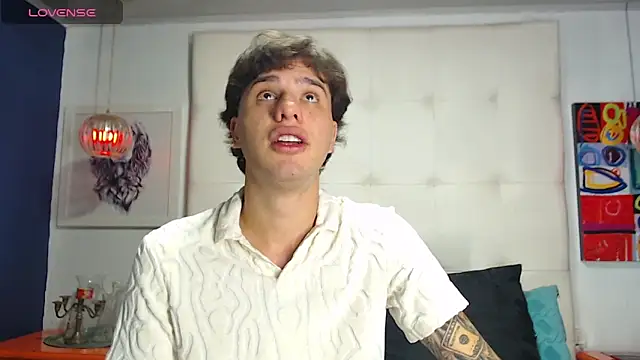 EXCLUSIVE8 online show from March 20, 4:13 am