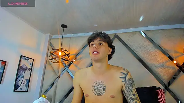 EXCLUSIVE8 online show from March 12, 4:29 am