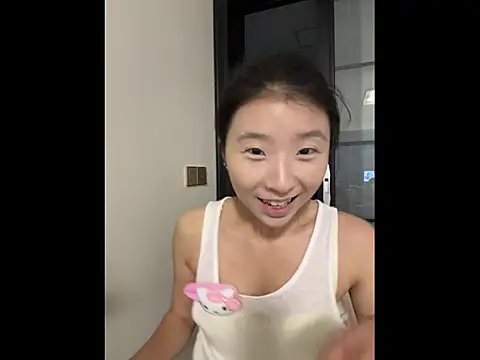 Y--F--LOVE online show from April 16, 11:22 am