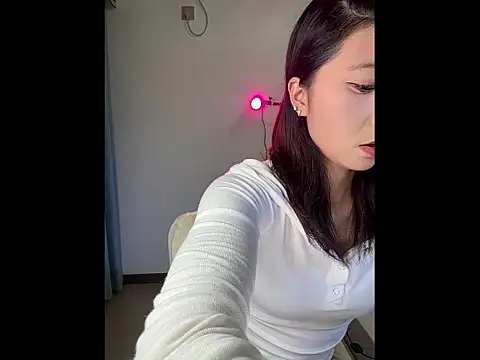 Y--F--LOVE online show from March 8, 12:08 pm