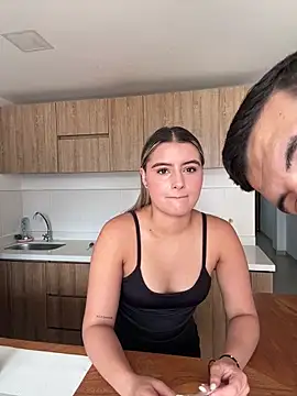 LiamAndEmma online show from February 27, 3:23 pm