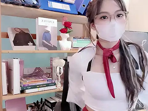 RG Lenalyy online show from May 18, 10:31 am