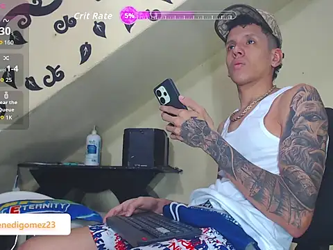 Snapshot of gabriel_reyes21 chatting on February 26, 6:24 am gabriel reyes21 online show from February 26, 6:24 am