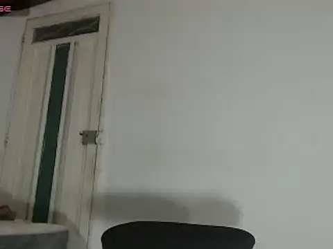 Snapshot of gabriel_reyes21 chatting on June 23, 1:25 am gabriel reyes21 online show from June 23, 1:25 am