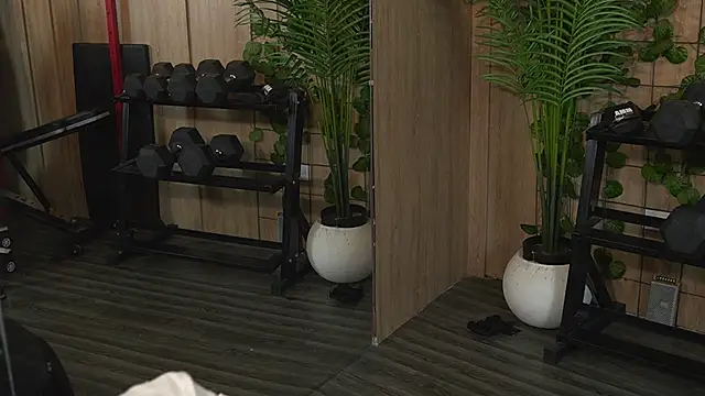 TianBrooks online show from March 15, 5:14 am