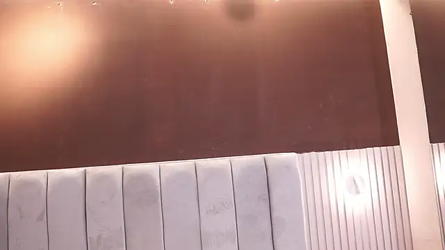 TianBrooks online show from March 10, 3:32 am