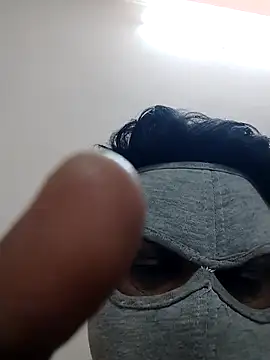 chandan19812 online show from March 13, 3:39 pm