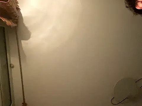 Snapshot of Alessandro7979 chatting on March 19, 1:49 am Alessandro7979 online show from March 19, 1:49 am