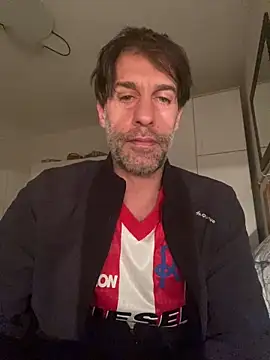 Snapshot of Alessandro7979 chatting on March 26, 11:46 pm Alessandro7979 online show from March 26, 11:46 pm