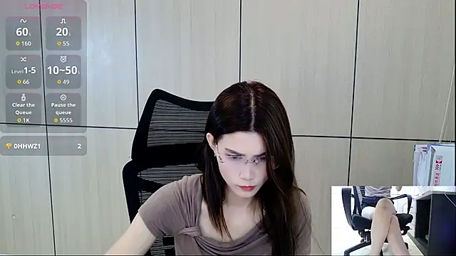 Snapshot of zhen-68 chatting on May 13, 1:01 am zhen-68 online show from May 13, 1:01 am