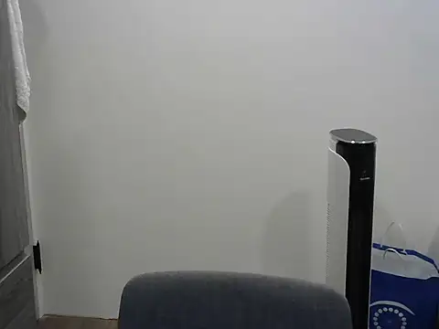 silverwolfwoof online show from June 26, 3:40 pm
