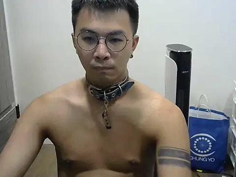 silverwolfwoof online show from May 31, 4:46 pm