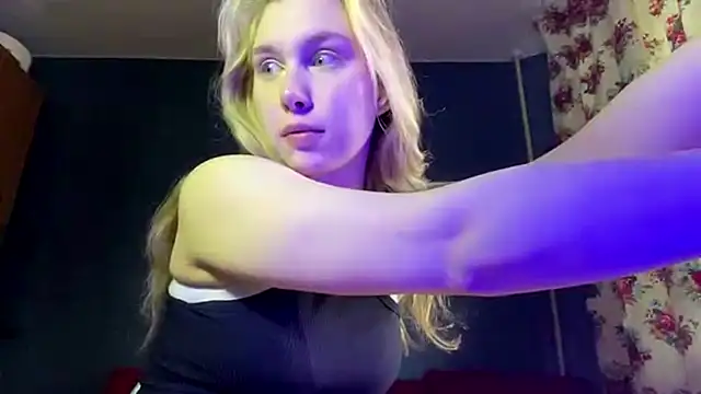 ShariLappas online show from April 2, 8:21 am