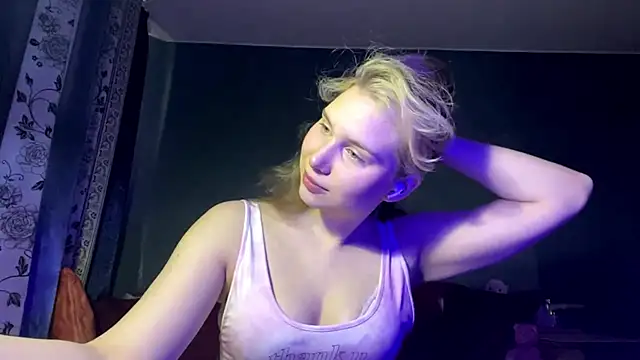 ShariLappas online show from April 3, 9:27 am