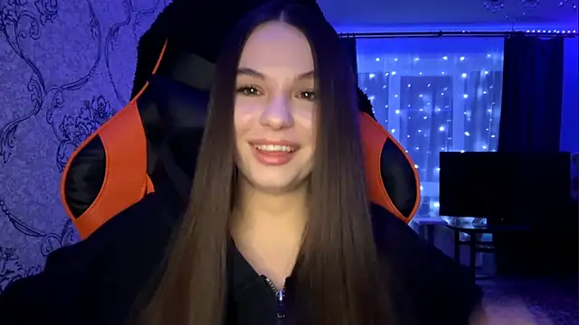 AkikoAnkrom online show from February 26, 9:04 pm