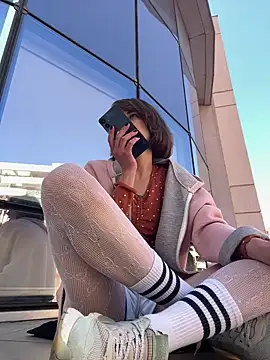 Kamorana online show from April 7, 10:17 am